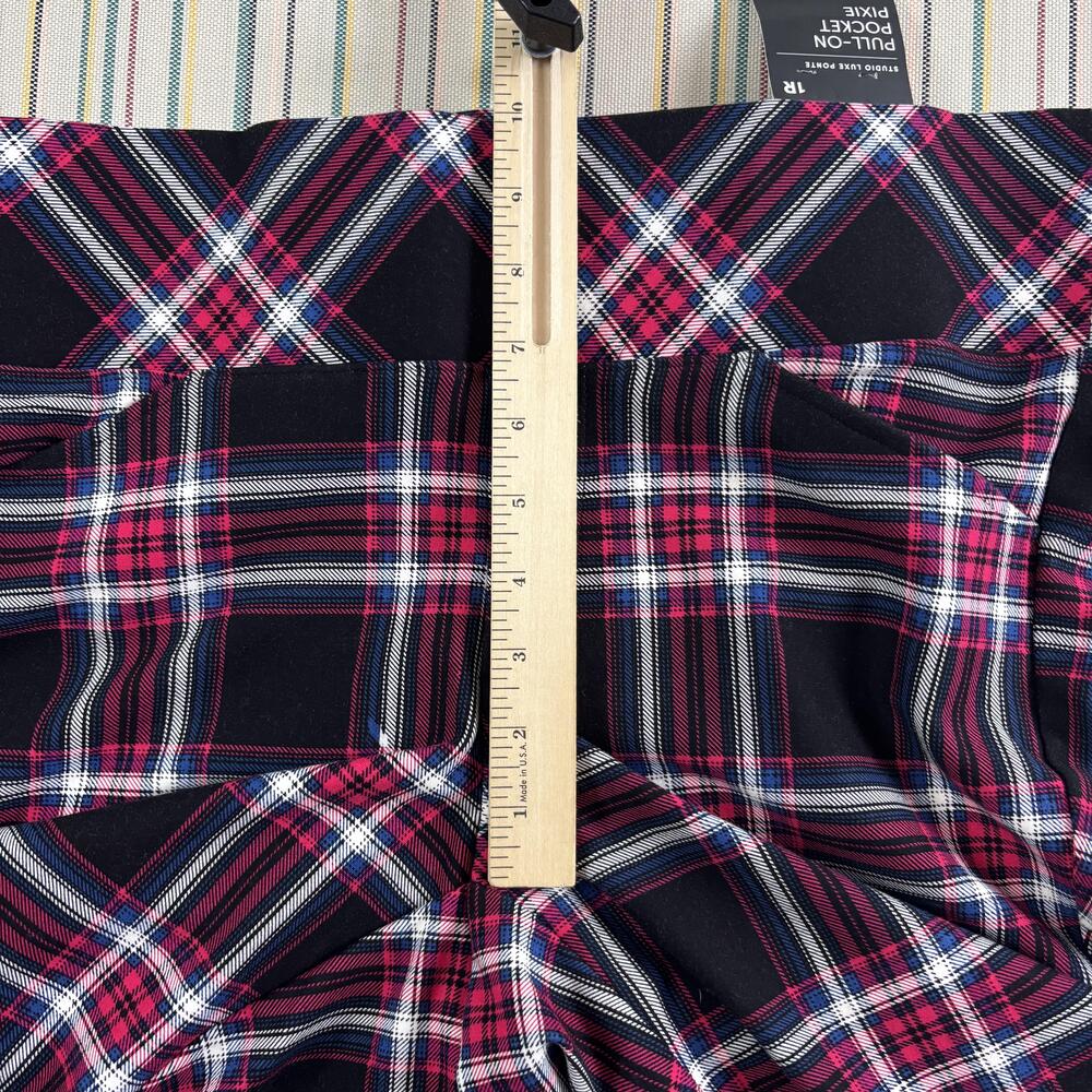 NEW Torrid Pants Womens 1 Regular Black Plaid Pull-On Pocket Pixie Ponte Skinny - Picture 8 of 13